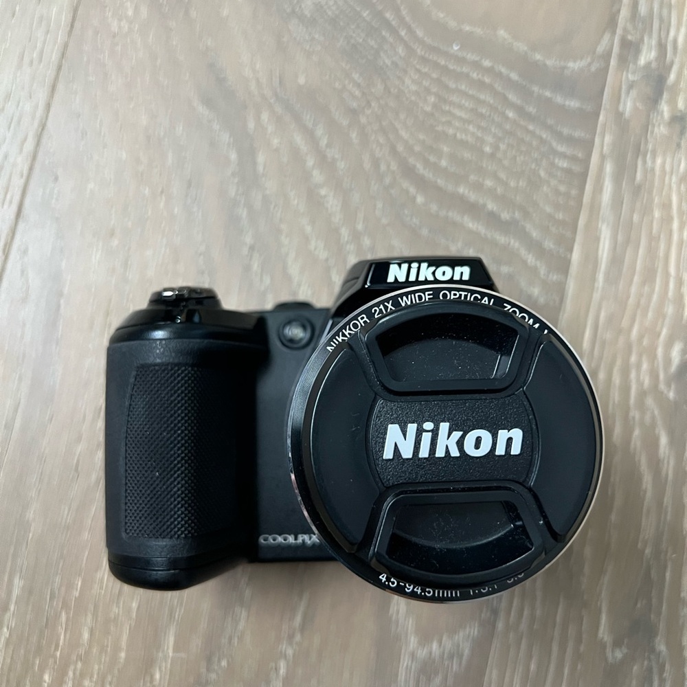 Nikon Camera - Picture 4 of 10